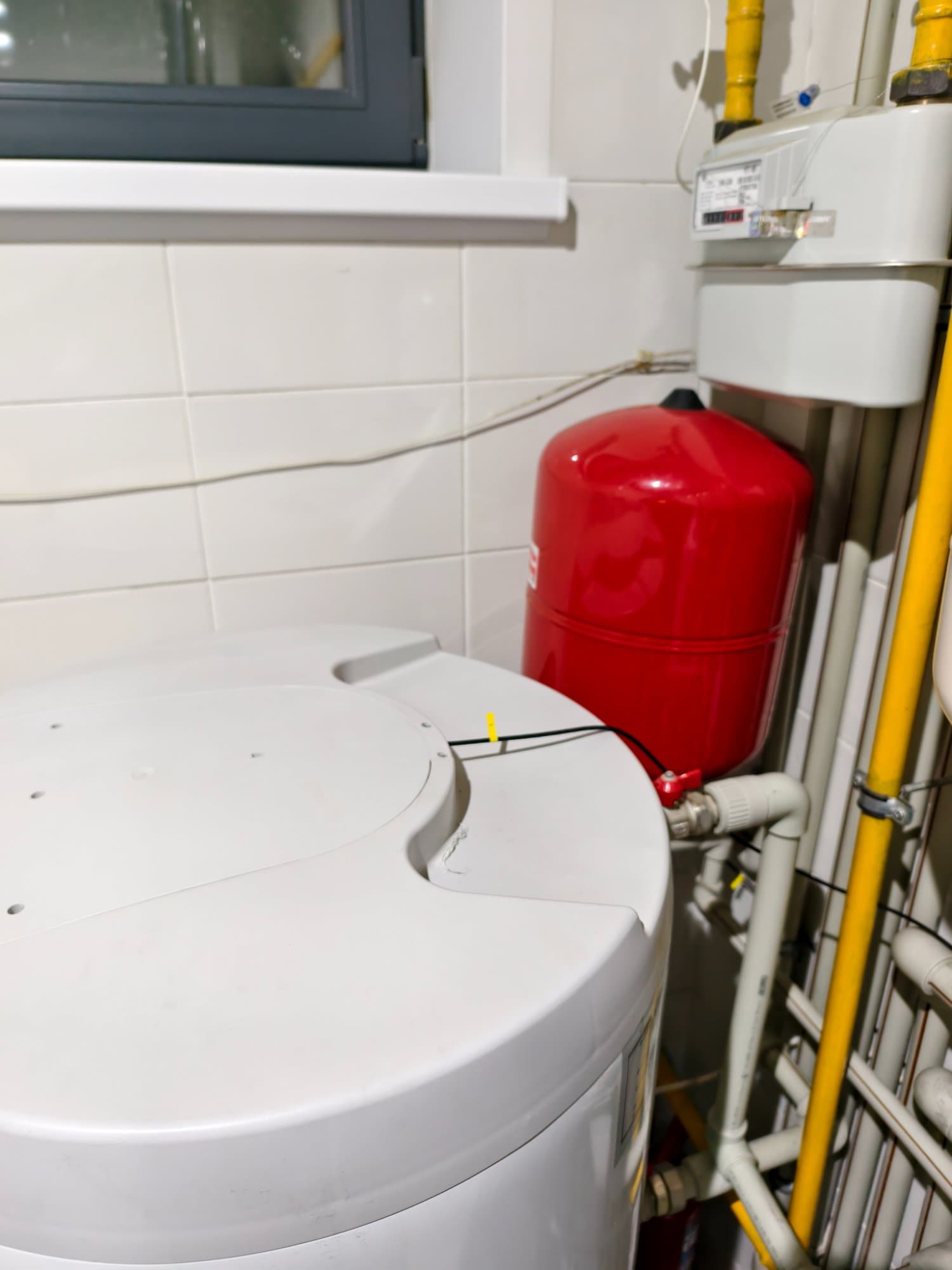 Бойлер и расширительный бак